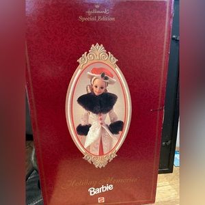 Hallmark 1995 Holiday Memories Barbie